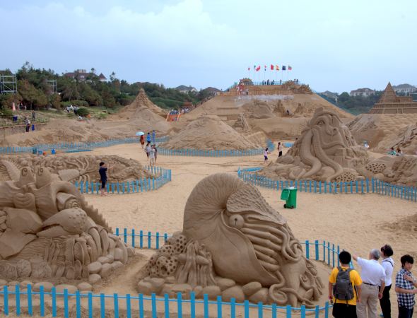 请问从上海自驾去浙江舟山,怎么走?到当地玩哪