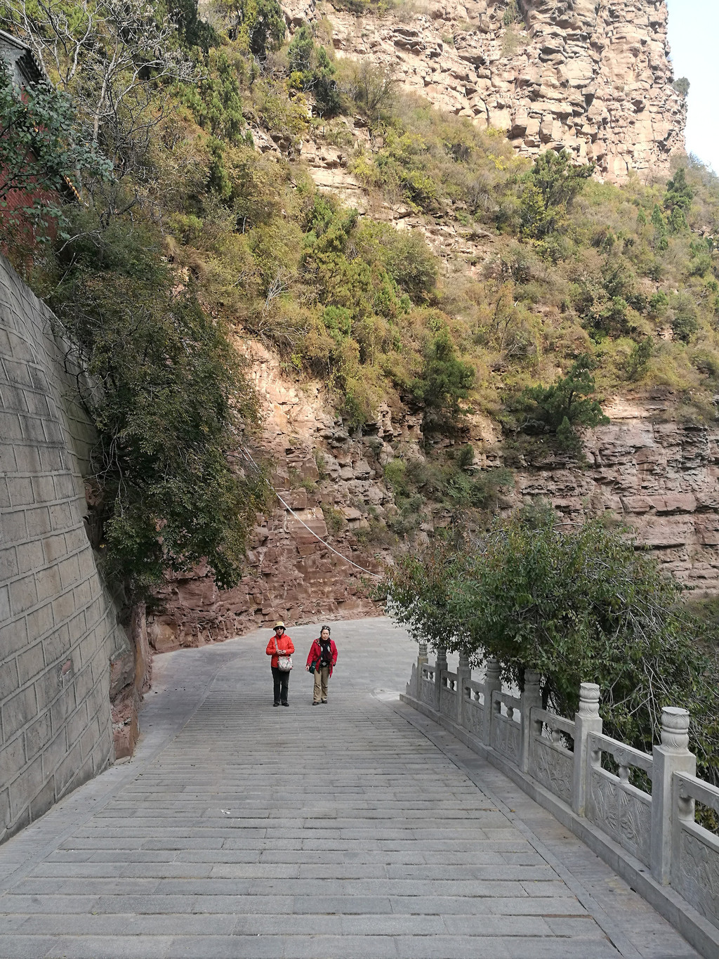 晋,陕自驾游--吕梁英雄广场,卦山天宁寺,玄中寺