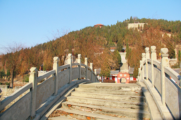 莱芜龙山风景区