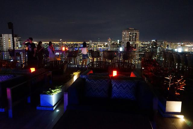 曼谷夜色迷离,俯瞰东南亚第二城的夜景,原来不比上海逊色