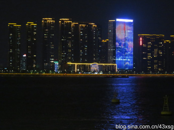 我眼中的杭州新景观--钱塘江两岸夜景灯光秀美