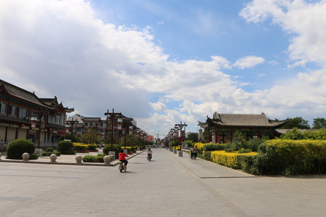 家大院+绵山+大同+悬空寺+恒山+云冈石窟 美