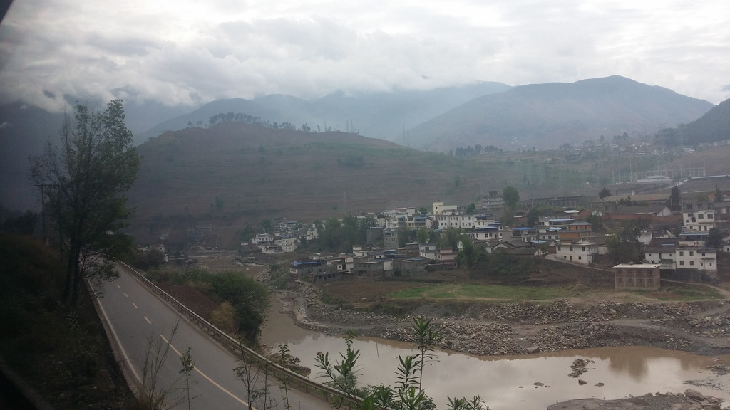 绿皮车环游大西南之七:5620普雄-燕岗 大渡河谷