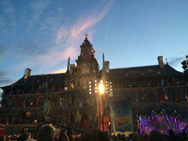 利时安特卫普自由行式深度游 哈雷迪犹太区 酒