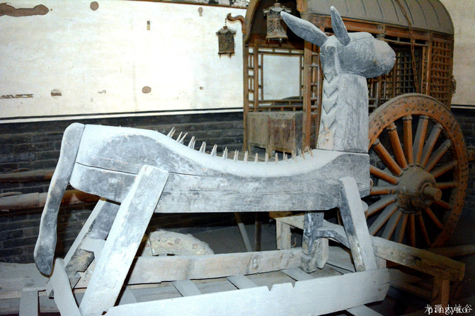 县衙中地其中一个亮点,在于古代监狱以及刑器的展示,位于西部的申明