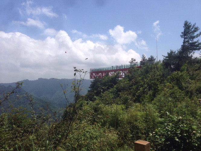 清凉之旅一一随雪狼自骂游石柱县黄水千野草坷,大风堡