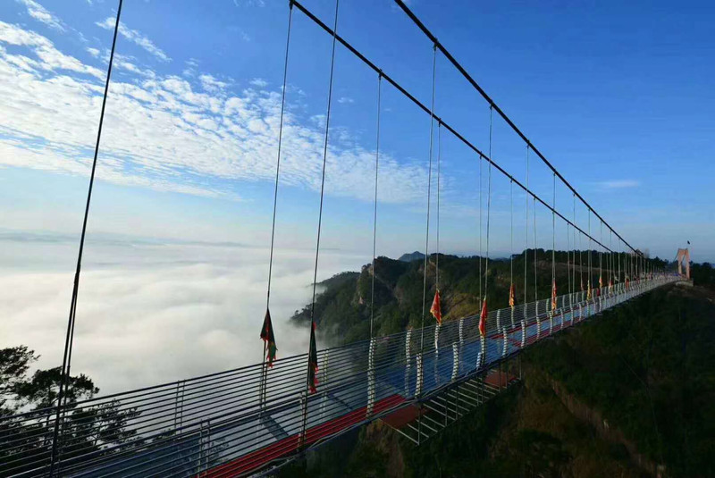 广西藤县石表山景区的冬天,山水,7d玻璃桥之旅!