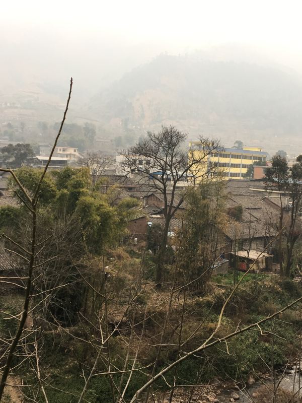 体验彝族风情,欣赏安哈彝寨仙人洞风光