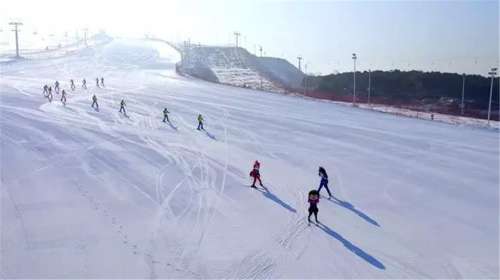 黄家沟滑雪场门票,黄家沟滑雪场门票价格,黄家沟滑雪