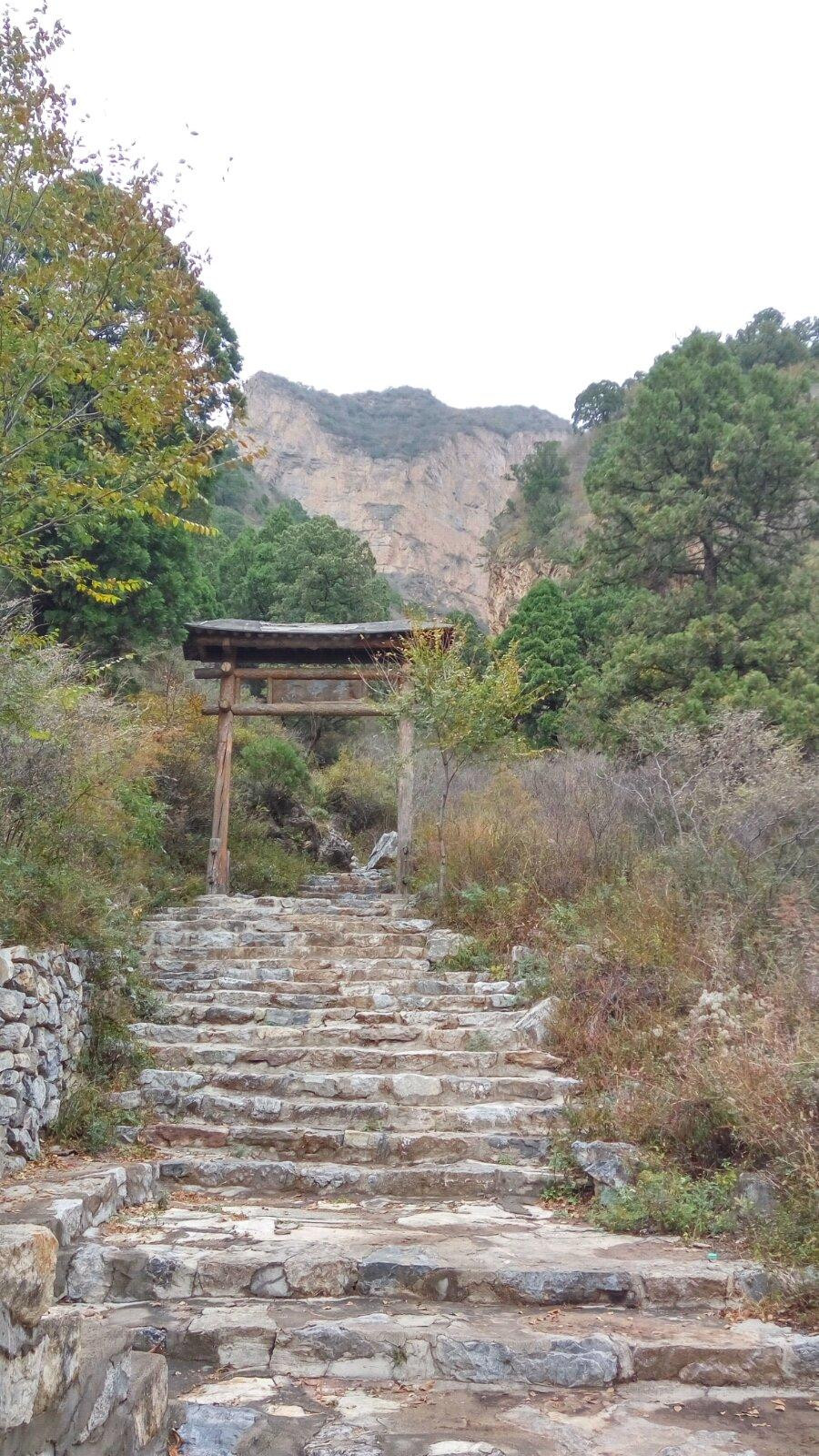 龙门涧 京西悬空寺