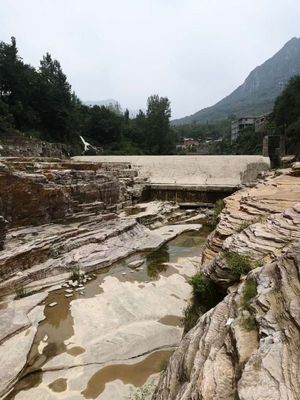 路线:焦作——辉县上宝泉———新乡西沟——-陵川吴家湾