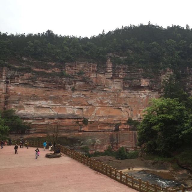 铜梁—四面山 与花同醉,烟雨梦,水长流