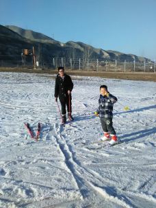 【携程攻略】临汾东岭滑雪场图片,临汾东岭滑雪场旅游