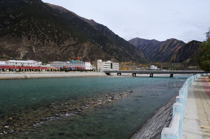 2015最新西藏攻略下(拉萨、尼洋河、羊湖、纳