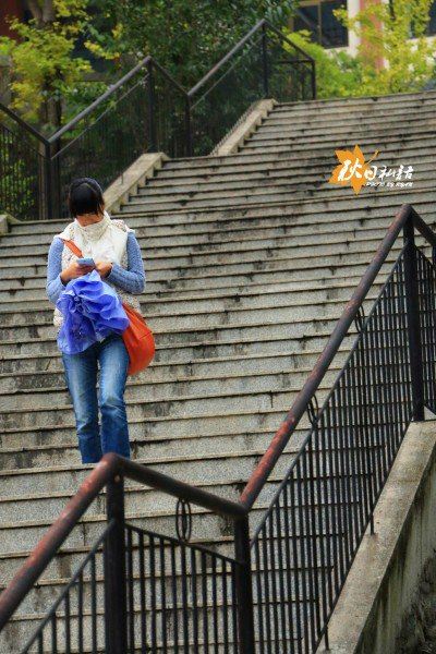 秋日私语の神农架【邂逅1一场大九湖的秋雨】的女生小褂图片