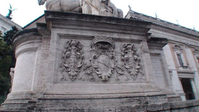 [原创]古罗马元老院后墙改为罗马市政厅前脸--意大利20.重游罗马3.赛马西41。 - 罗马游记攻略【携程攻略】