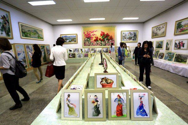 北朝鲜三天旅行秘拍 | 从平壤城到板门店军事3