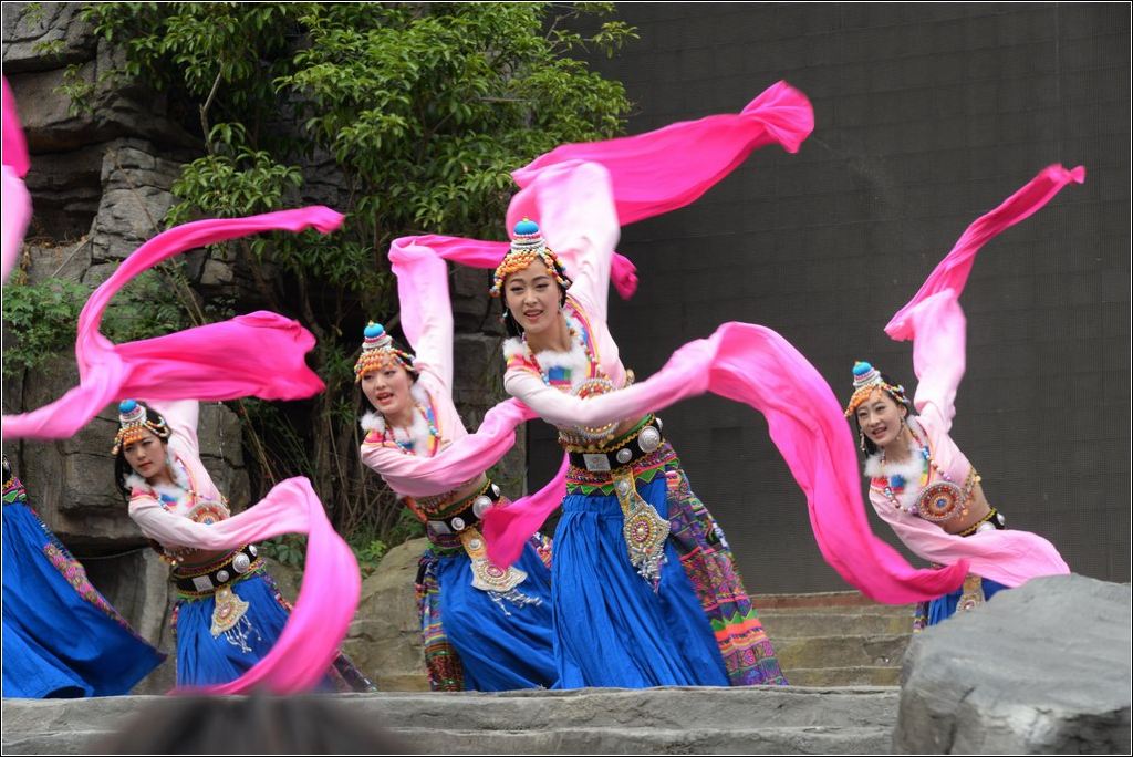 藏羌锅庄完整版音乐