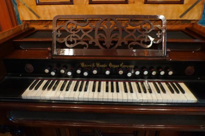 在捷克、波兰、匈牙利、斯洛伐克品味欧洲历史