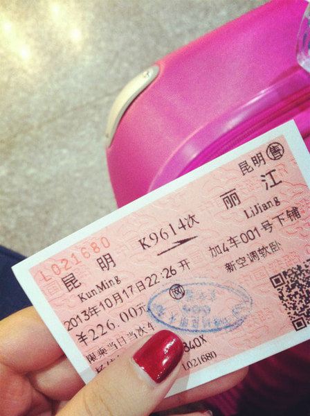 十月,我们逃课去云南。各类实用机票住宿贴士