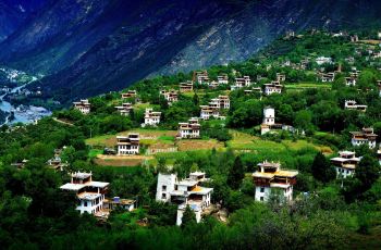 【携程攻略】丹巴梭坡碉楼团购,梭坡碉楼周边