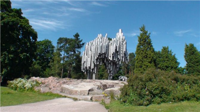 [原创]西贝柳斯公园雕塑,买一赠一啊。芬兰5