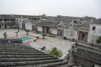 特卖汇    包车来往澄海游览"潮汕小故宫"之称,大型潮汕"四马拖车"式