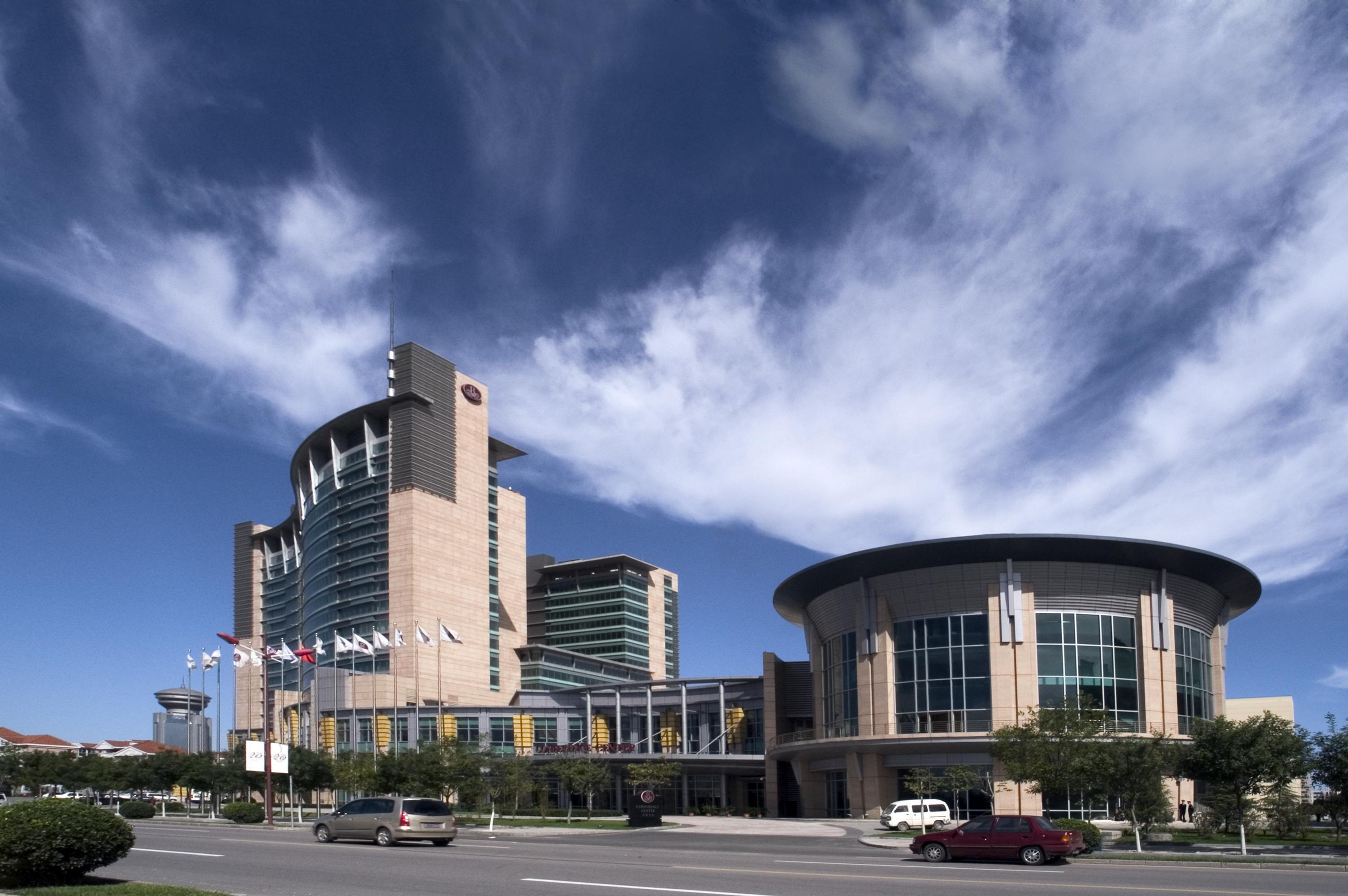 【携程攻略】天津鸿泰花园别墅(东南门),天津鸿