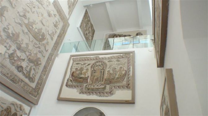 [原创]国家博物馆里有私收小费的。突尼斯5.