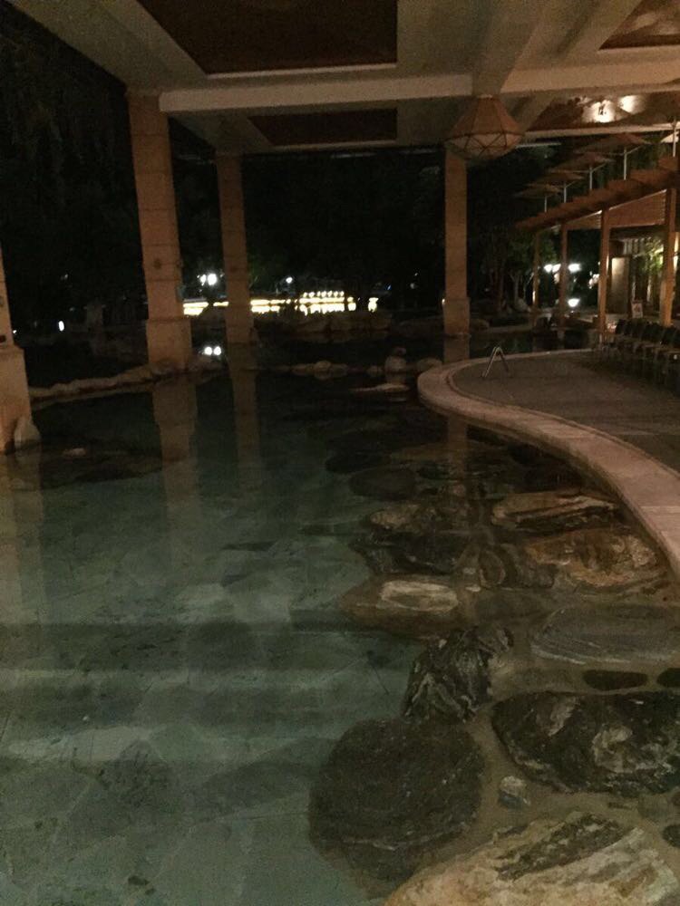 弥勒湖泉酒店