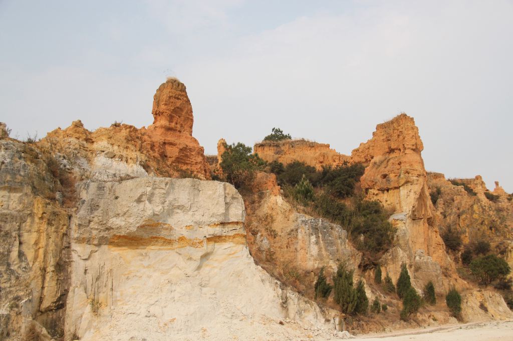 29.彩色沙林风景区--沙柱