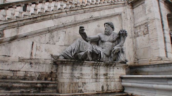 [原创]古罗马元老院后墙改为罗马市政厅前脸--意大利20.重游罗马3.赛马西41。 - 罗马游记攻略【携程攻略】