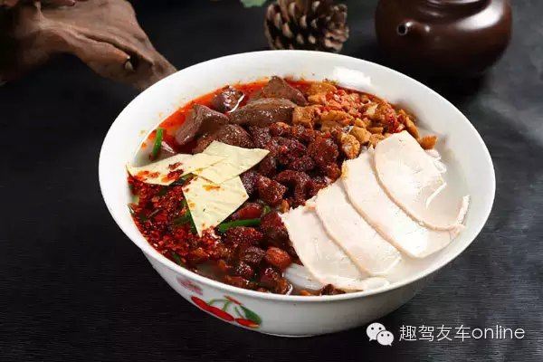 【趣驾友车】云南人自己都不吃过桥米线了 你
