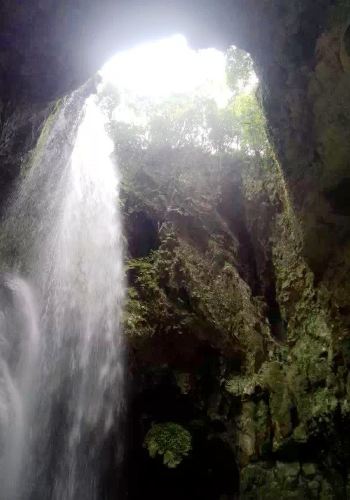 地处永顺县东南部,毗邻张家界国家森林公园和猛洞河风景名胜区,保护