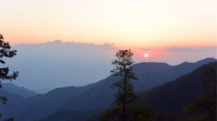 河口云岭新河湾酒店2晚 屏边大围山门票