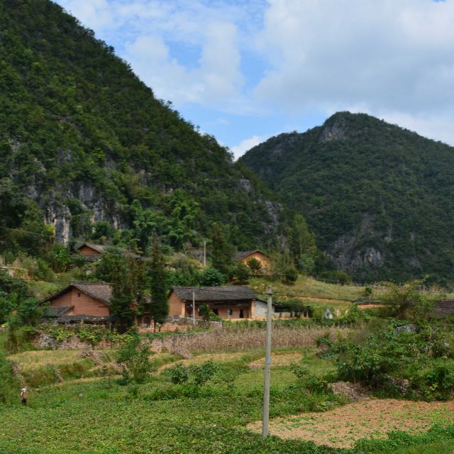 广南县董堡乡里标村