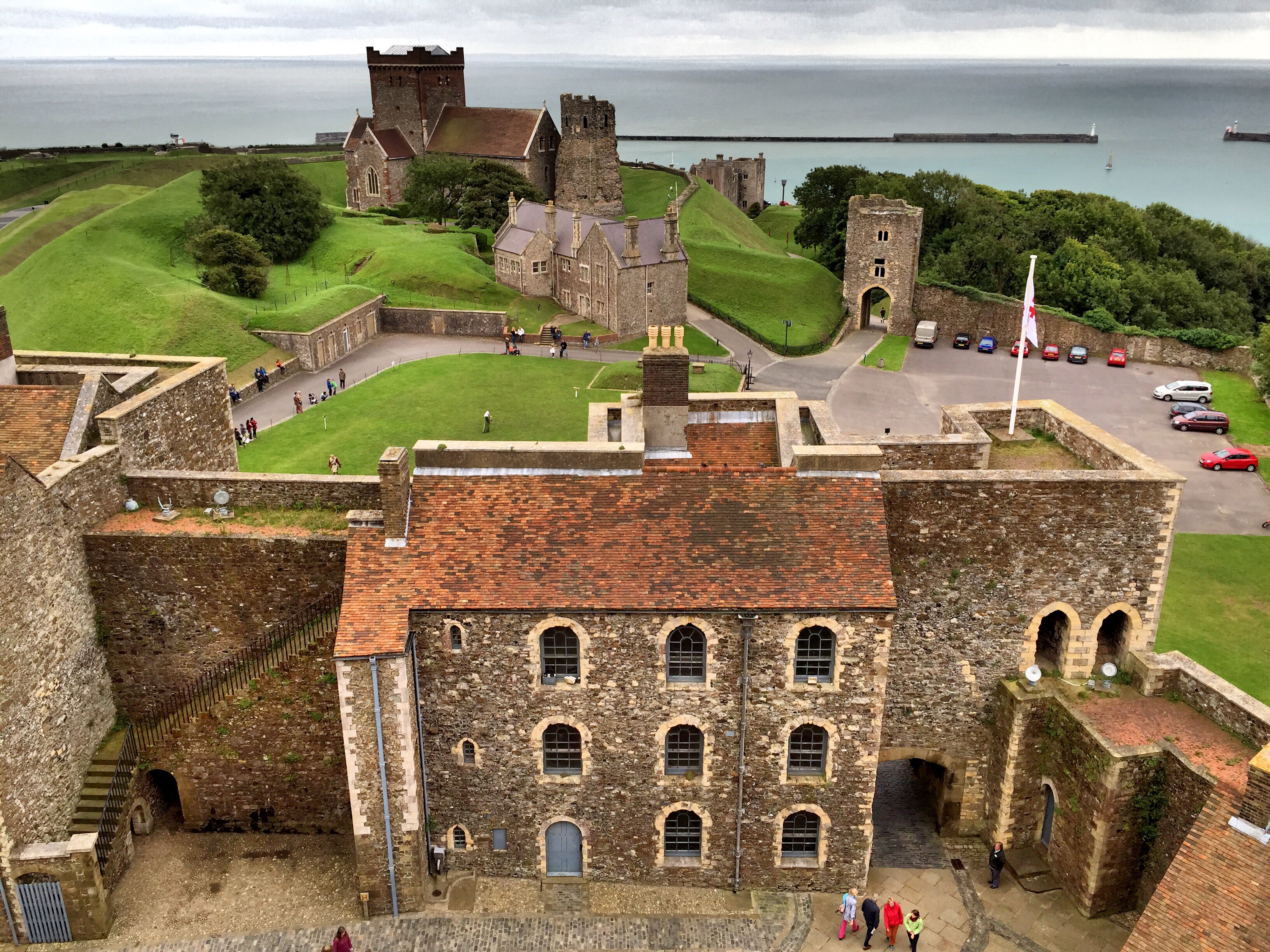 从城堡顶端眺望英吉利海峡 dover castle