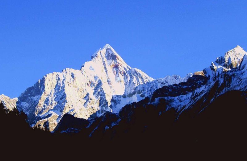圆梦——我的四川成都,四姑娘山,丹巴,稻城亚丁金秋之
