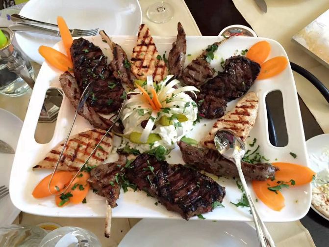 德国杜塞尔多夫 科隆 慕尼黑 富森 荷兰七日游