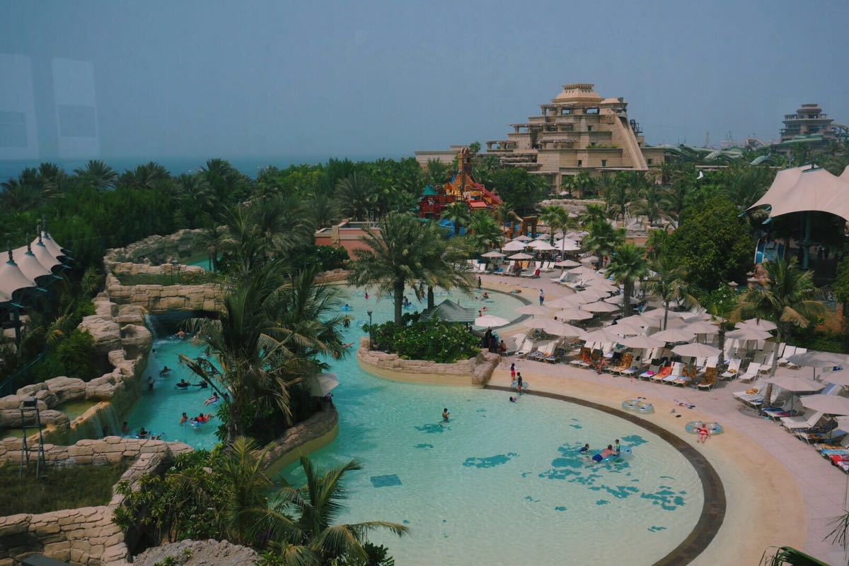 亚特兰蒂斯酒店位于棕榈岛哪个位置