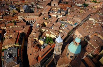 【携程攻略】博洛尼亚双塔交通路线,怎么去双