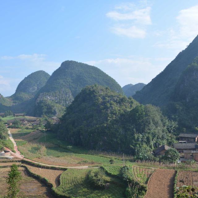 广南县董堡乡里标村
