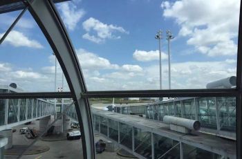 【携程攻略】巴黎夏尔·戴高乐机场T1\/T2航站