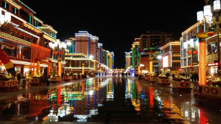 昌都,茶马广场,喷泉夜景