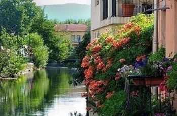 【携程攻略】普罗旺斯陶瓷小镇交通路线,怎么