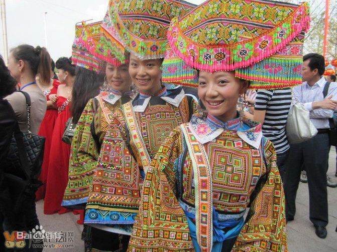 回眸广西隆林中国苗族跳坡节