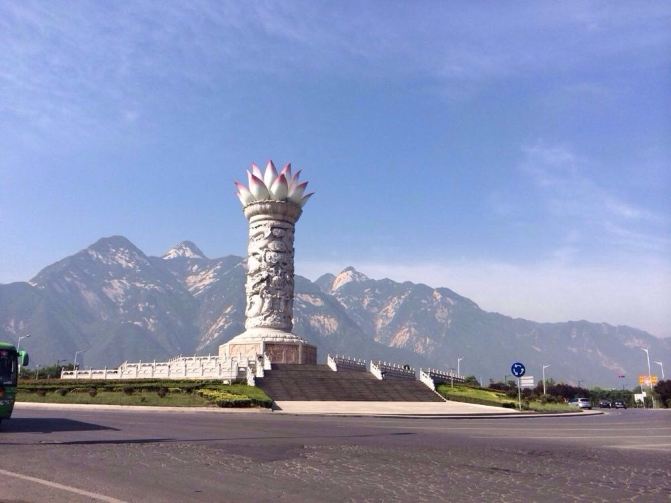 沧海笑,滔滔两岸潮,浮沉随浪记今朝--2016.3.15