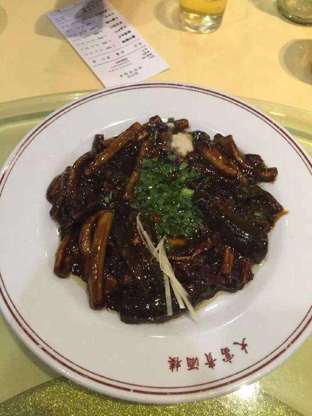 既然是朋友圈,未能免俗,也晒晒上海特色菜:上海大富贵酒楼,光绪七年