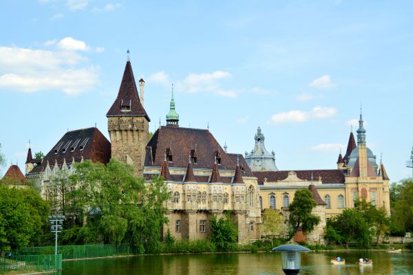 国人均收入水平_法国人均生活水平(2)