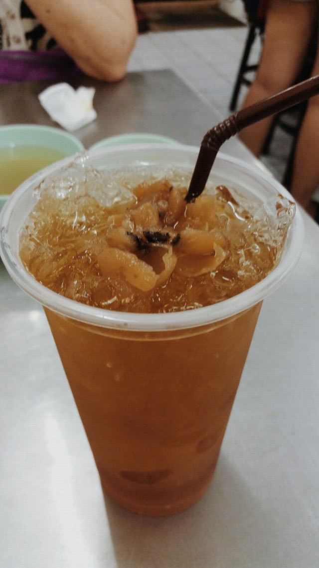 ֭